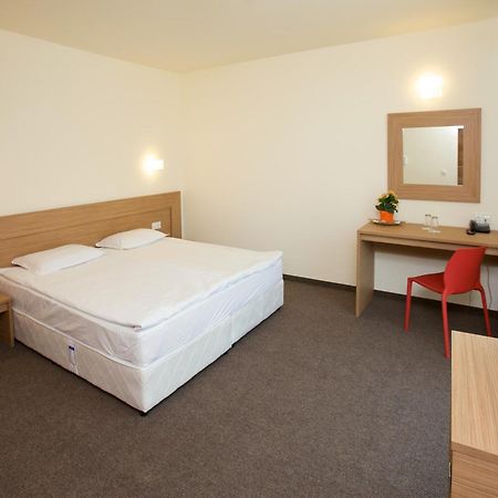 Jeravi Club Hotel Приморсько Екстер'єр фото