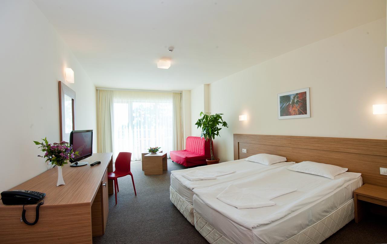 Jeravi Club Hotel Приморсько Екстер'єр фото